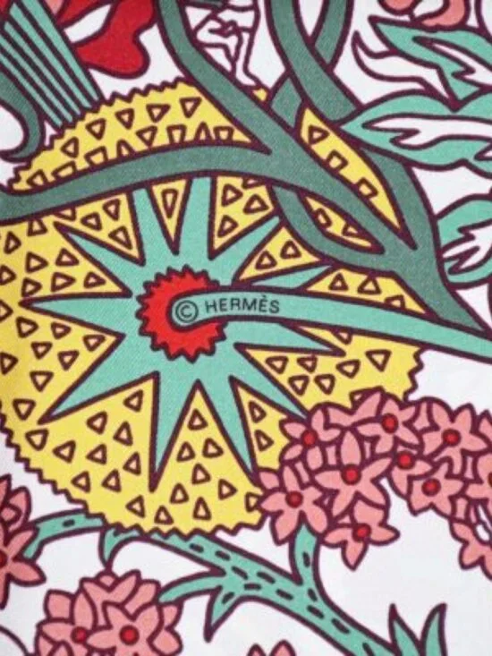 HERMES Carre 90 Scarf CACHE CACHE Fleuri Silk w/Tag White Flower by Pierre Marie - Picture 6 of 7